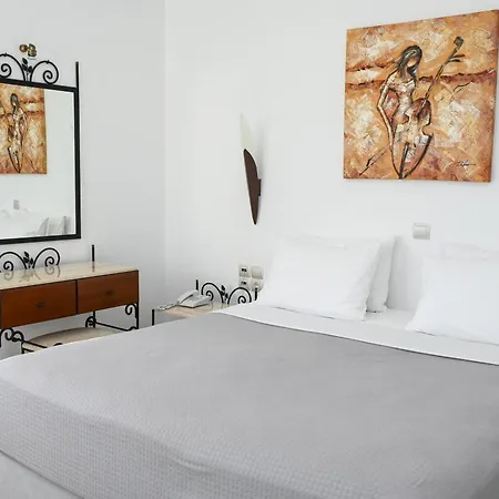 Asterias Boutique Aparthotel 3*