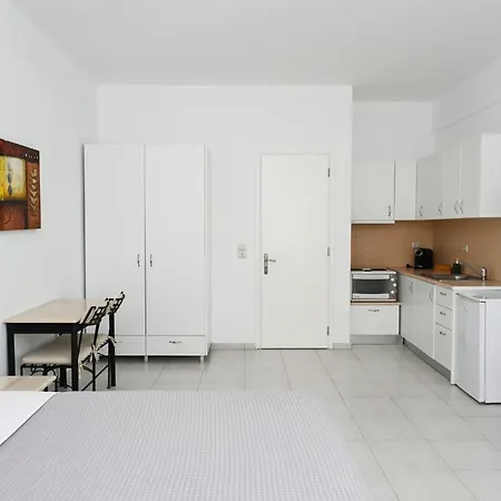 Asterias Boutique 3* Pachaina